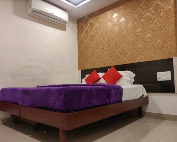 hotel-room-hyderabad-singlestandarddeluxeluxurysuites-big-0